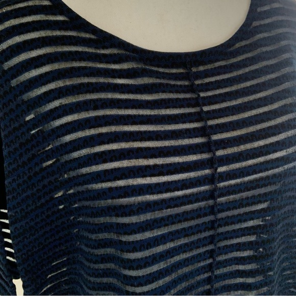 Bela NYC Women’s Top Large Navy Sheer Striped SHort Sleeves Cotton Blend - Picture 5 of 6